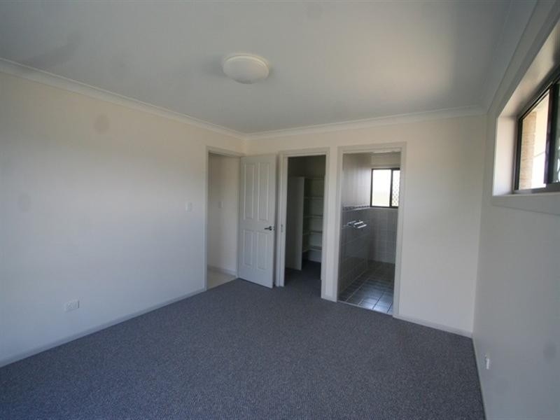 2 Mackenzie Court, Tenterfield NSW 2372