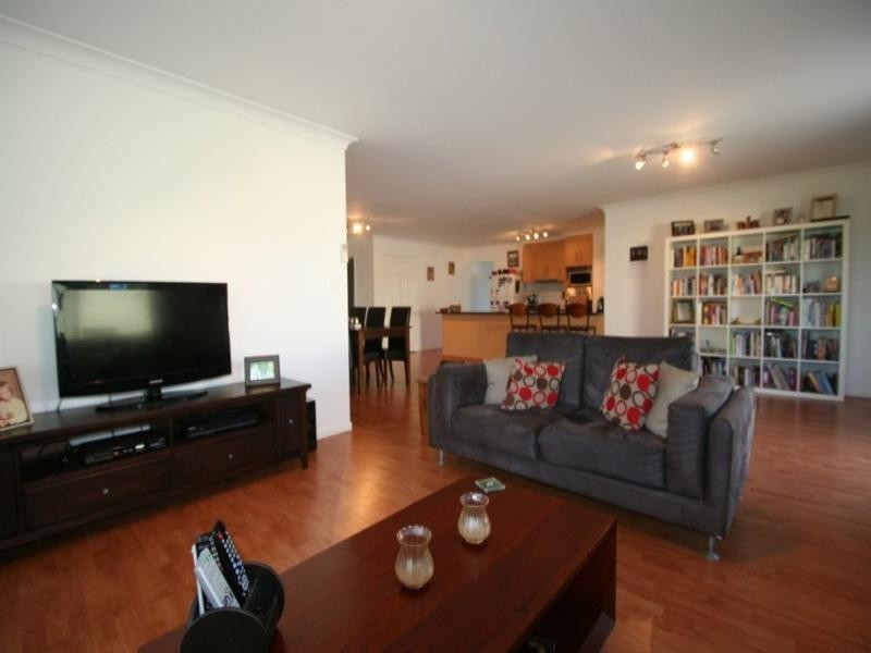 24 Laird Street, Tenterfield NSW 2372