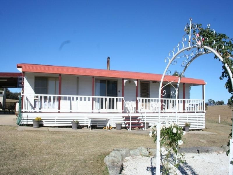 1 Roos Road, Tenterfield NSW 2372