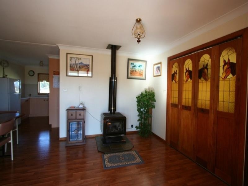 1 Roos Road, Tenterfield NSW 2372