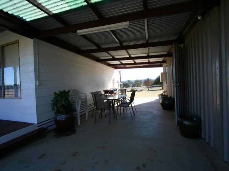 1 Roos Road, Tenterfield NSW 2372