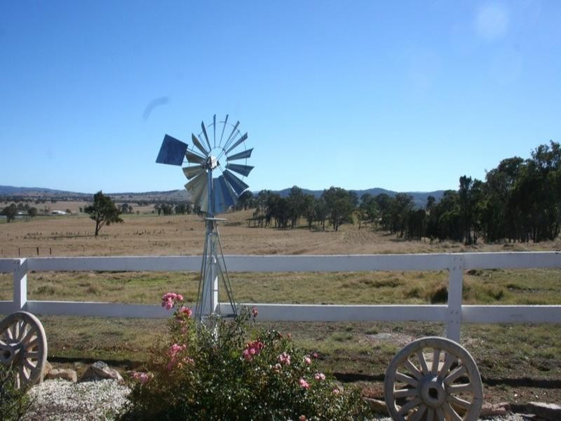 1 Roos Road, Tenterfield NSW 2372