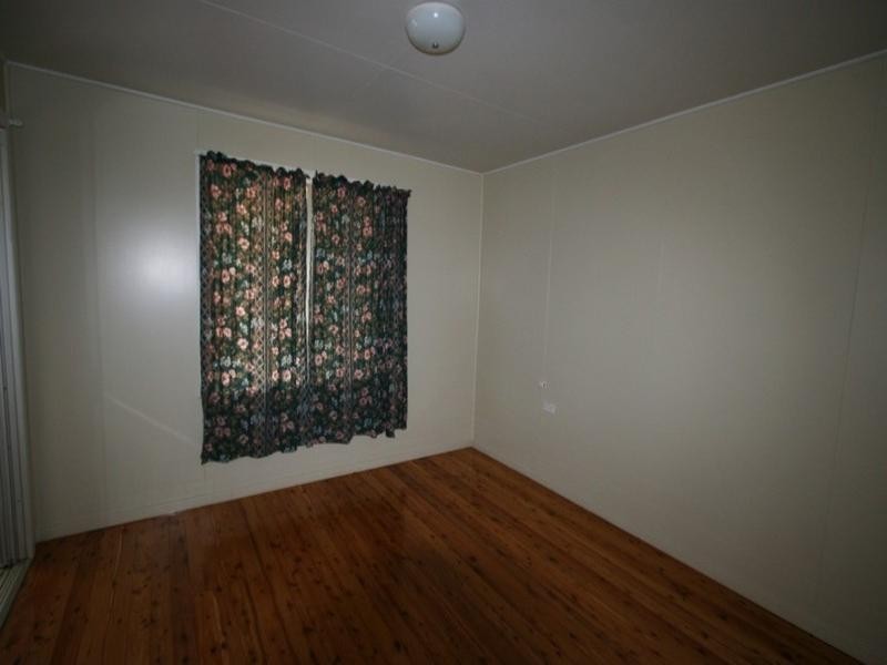 96 Martin Street, Tenterfield NSW 2372