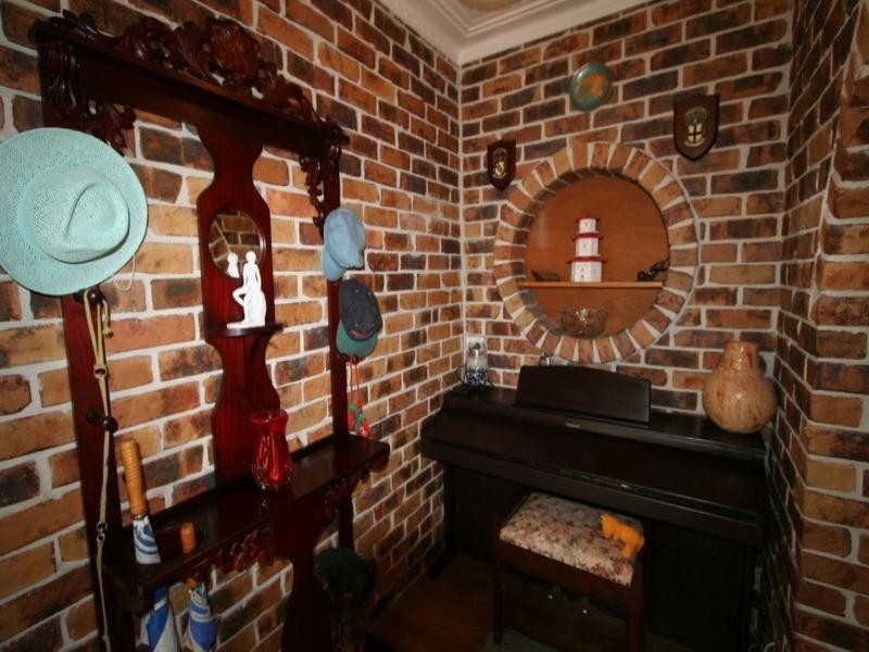 27 George Street, Tenterfield NSW 2372