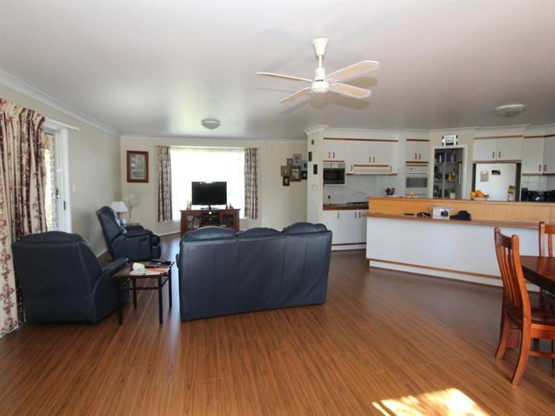 4 Wood Street, Tenterfield NSW 2372