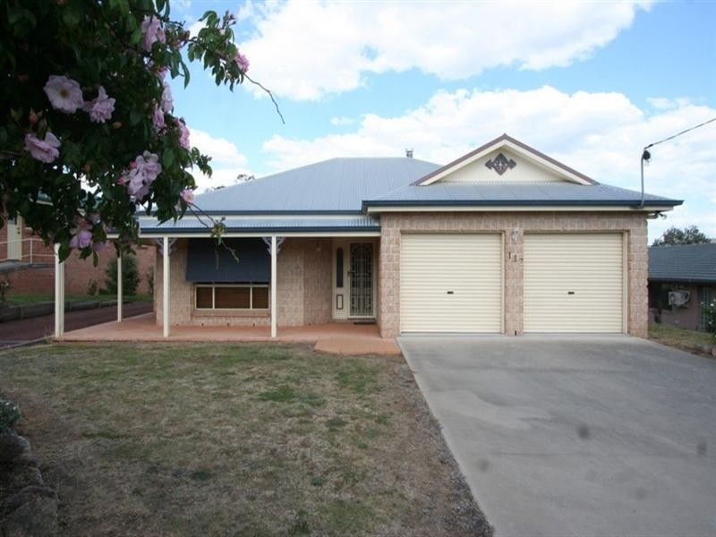 117 Duncan Street, Tenterfield NSW 2372