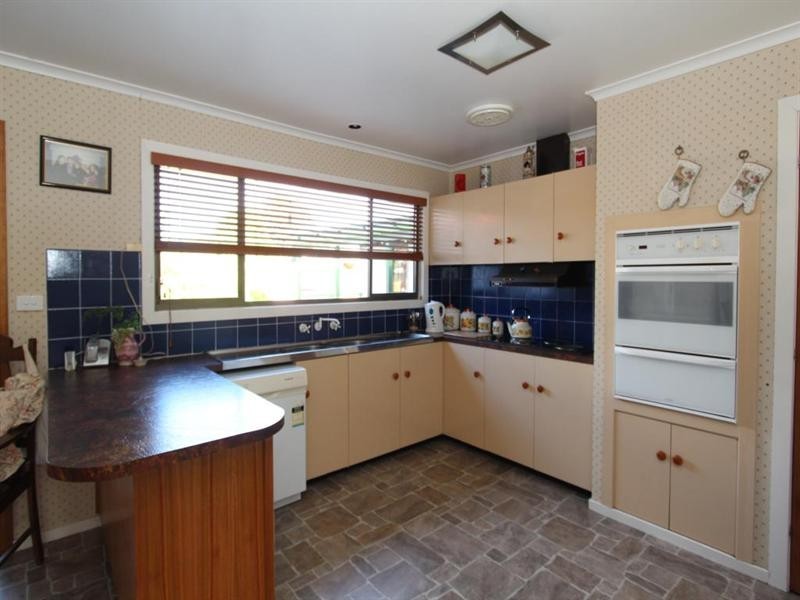 94 Bulwer Street, Tenterfield NSW 2372