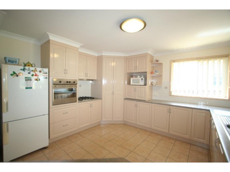 37 Scott Street, Tenterfield NSW 2372