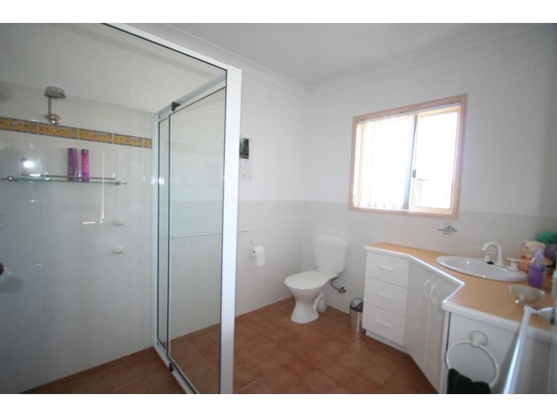 37 Scott Street, Tenterfield NSW 2372