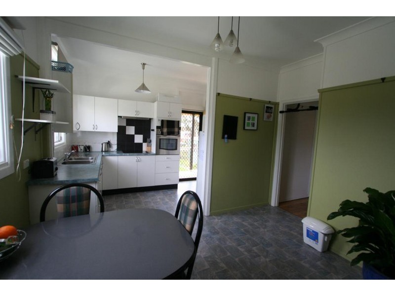 2 Jubilee Street, Tenterfield NSW 2372