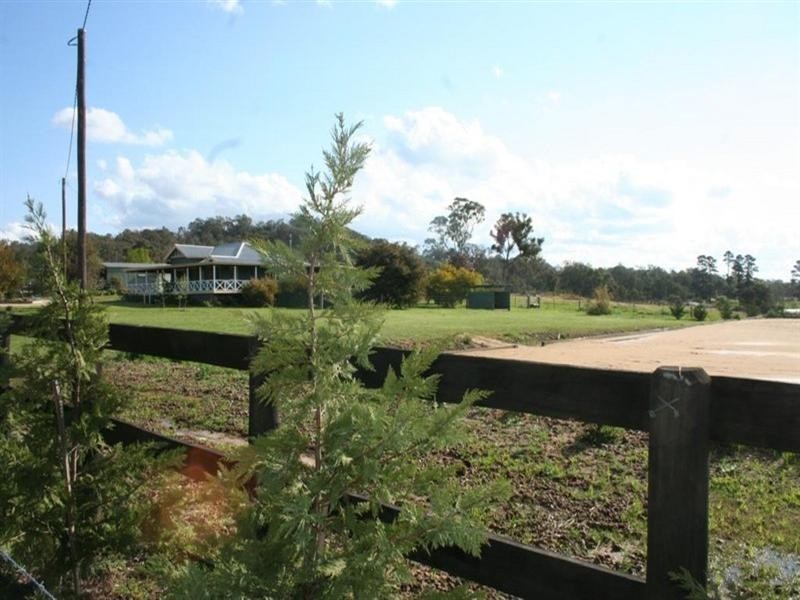 33 Geyers Road, Tenterfield NSW 2372