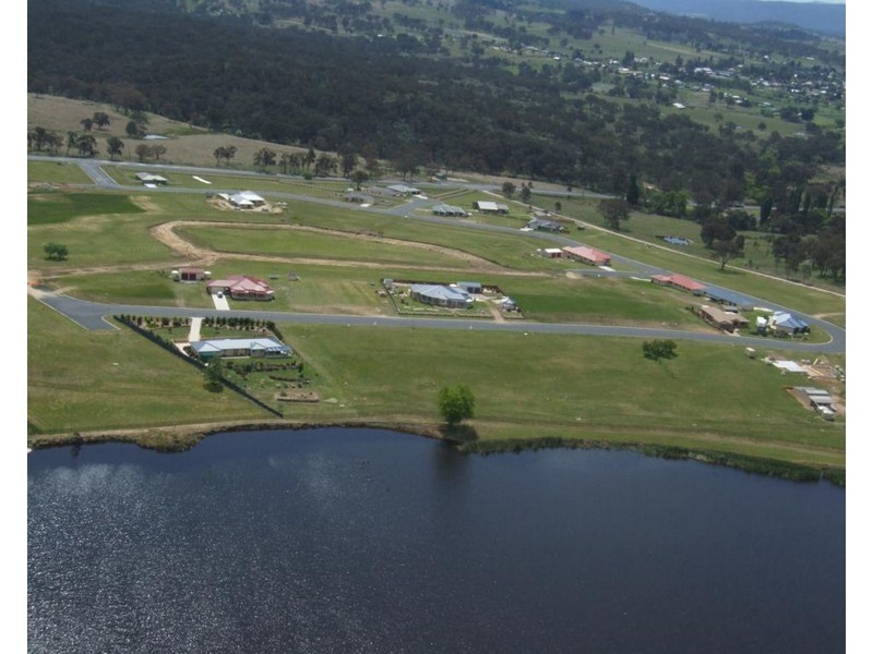 . Parkes Drive, Tenterfield NSW 2372