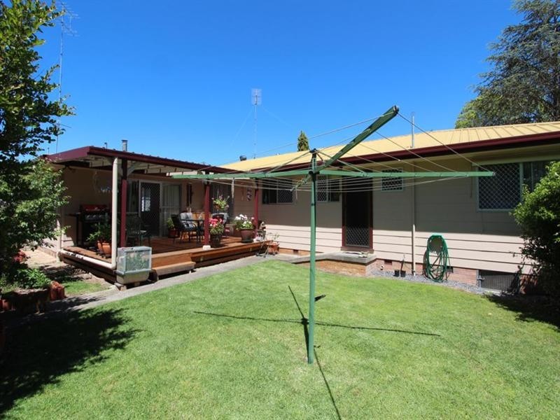 91 Logan Street, Tenterfield NSW 2372