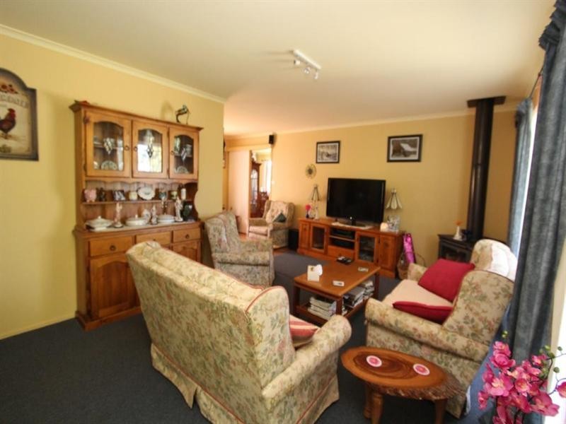 91 Logan Street, Tenterfield NSW 2372