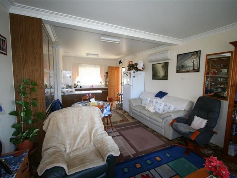 60 George Street, Tenterfield NSW 2372