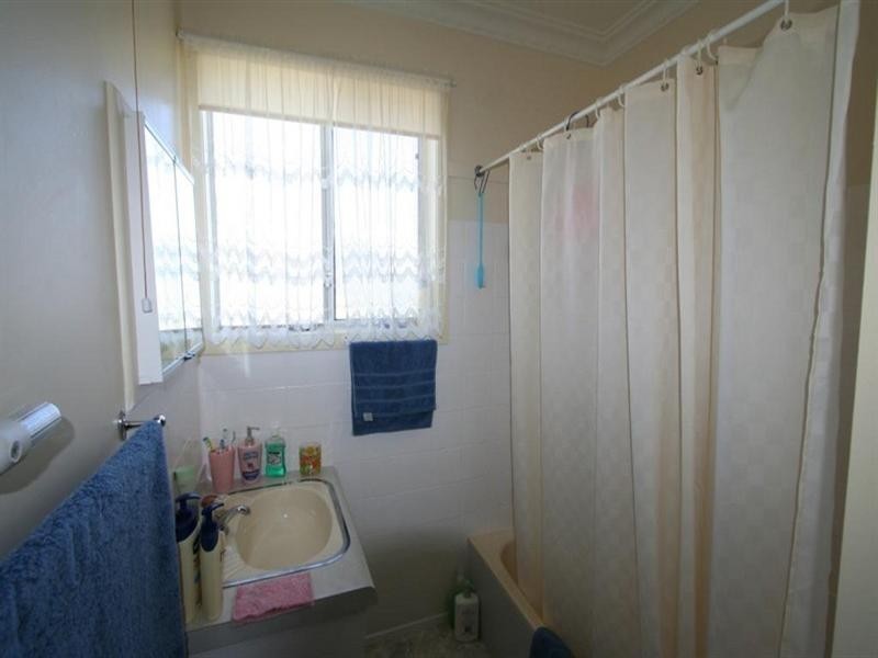 60 George Street, Tenterfield NSW 2372