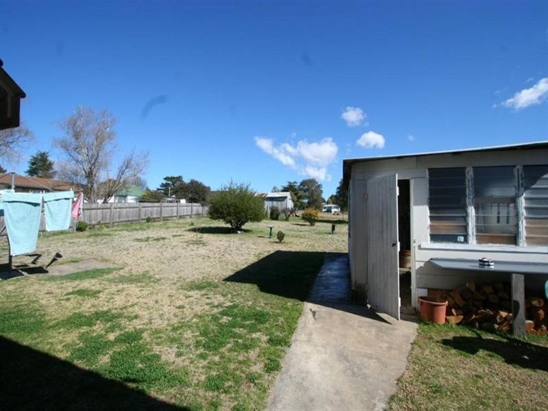 60 George Street, Tenterfield NSW 2372