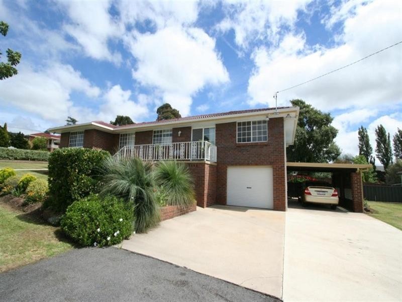 50 Petrie Street, Tenterfield NSW 2372