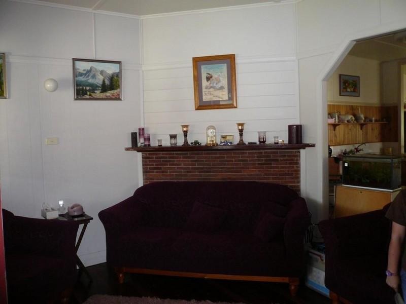 108-110 Miles Street, Tenterfield NSW 2372