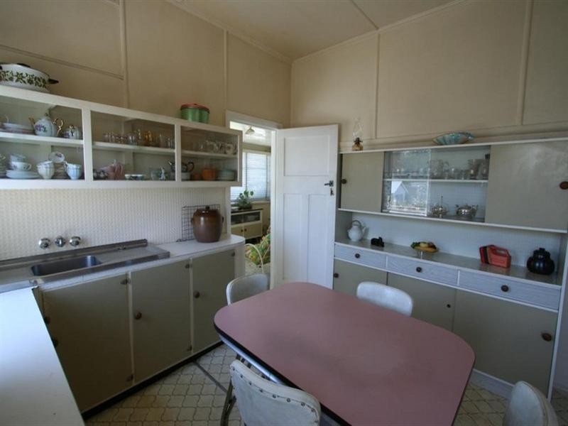 87 Logan Street, Tenterfield NSW 2372