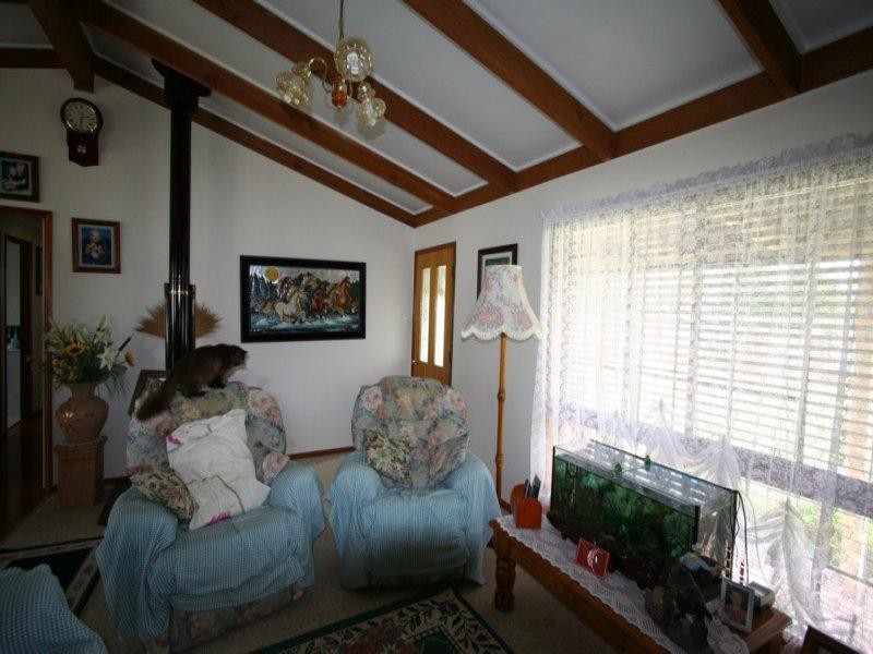 88 Manners Street, Tenterfield NSW 2372