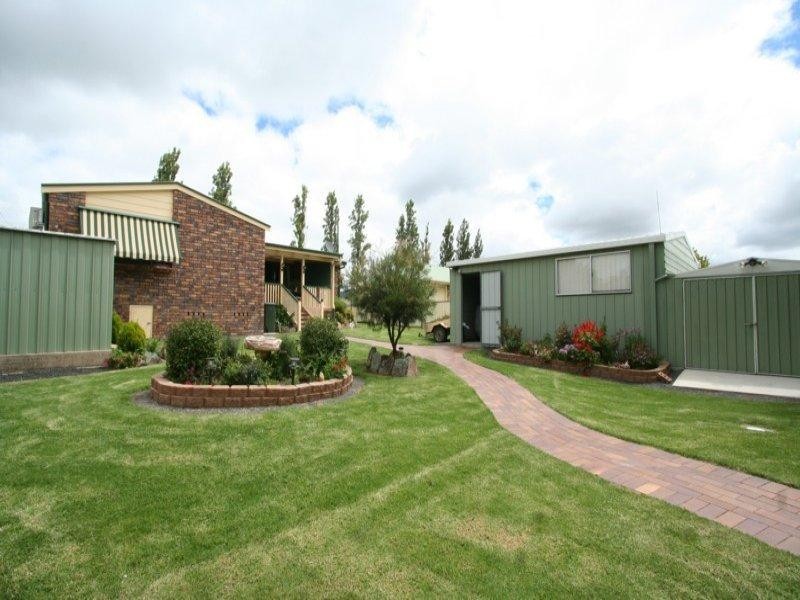 88 Manners Street, Tenterfield NSW 2372