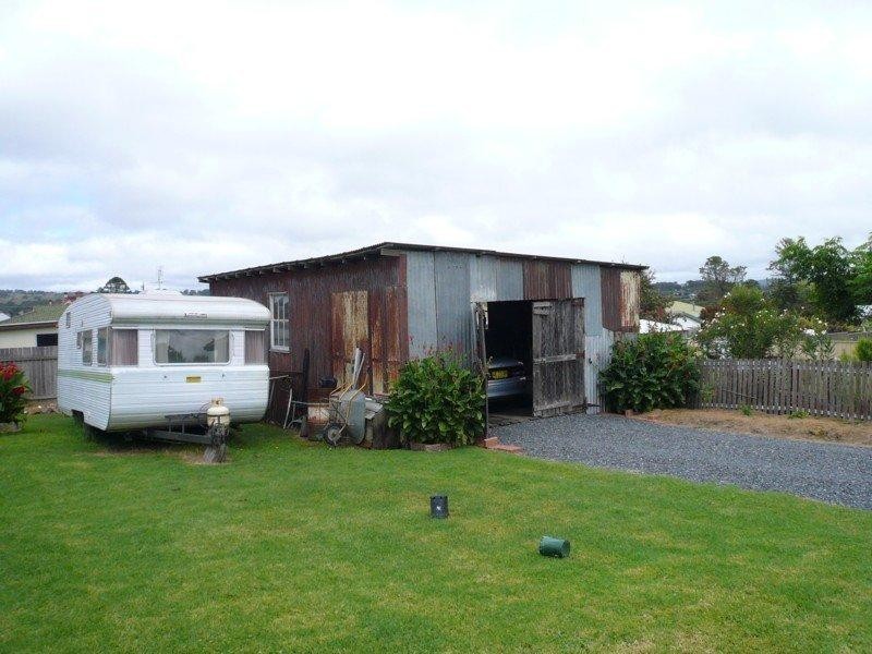 77 Bulwer Street, Tenterfield NSW 2372
