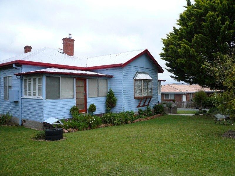 77 Bulwer Street, Tenterfield NSW 2372