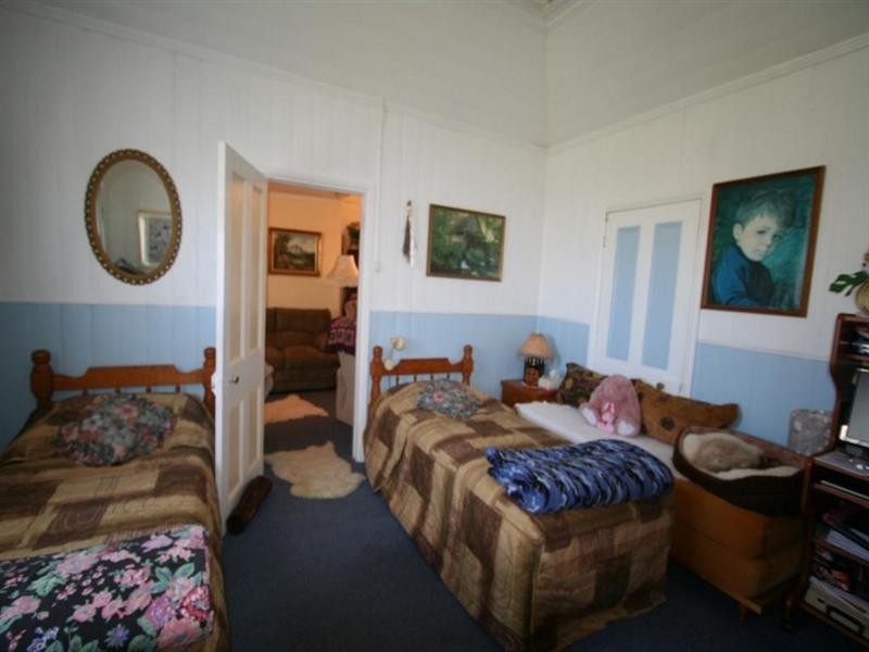 29 Railway Street, Tenterfield NSW 2372