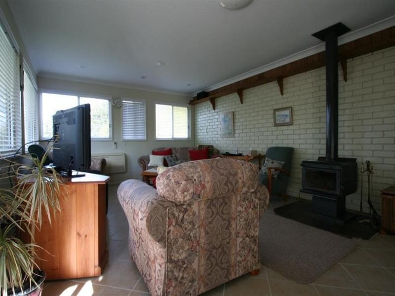 16 Naas Street, Tenterfield NSW 2372