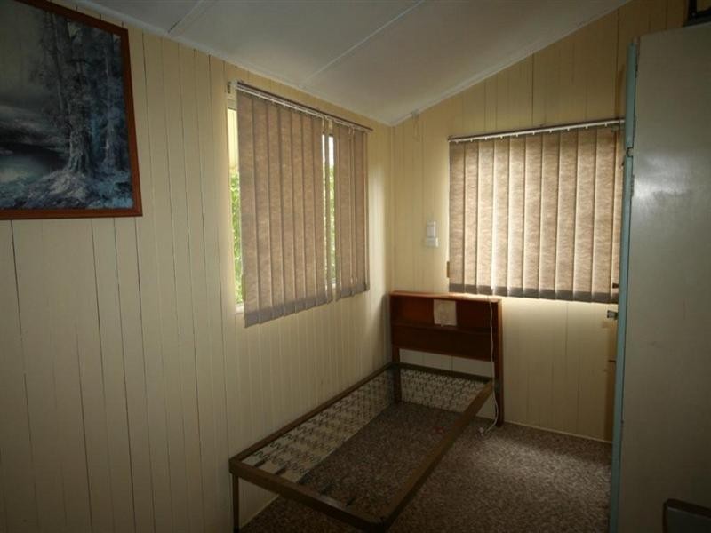 33 Gladstone Street, Jennings NSW 2372