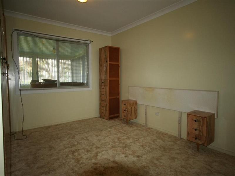 33 Gladstone Street, Jennings NSW 2372