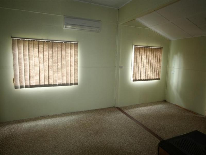 33 Gladstone Street, Jennings NSW 2372