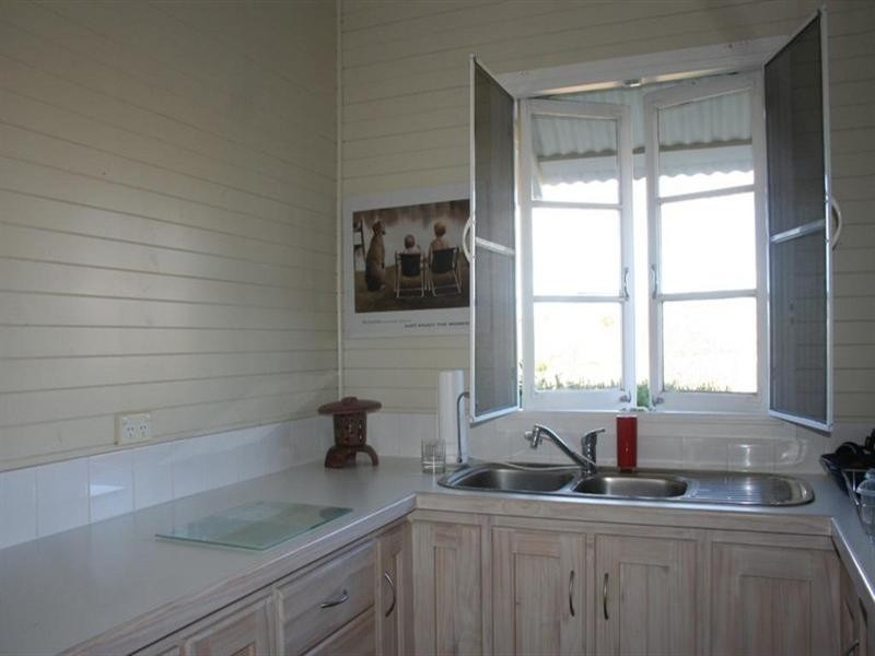 228 Bulwer Street, Tenterfield NSW 2372