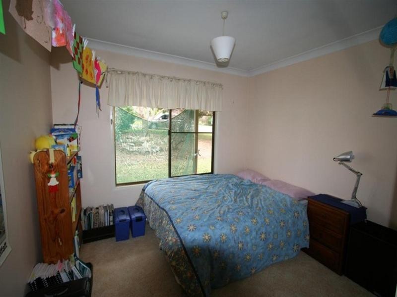 25 George Street, Tenterfield NSW 2372