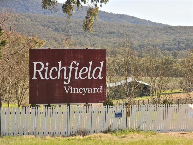 2128 Bruxner Highway, Tenterfield NSW 2372