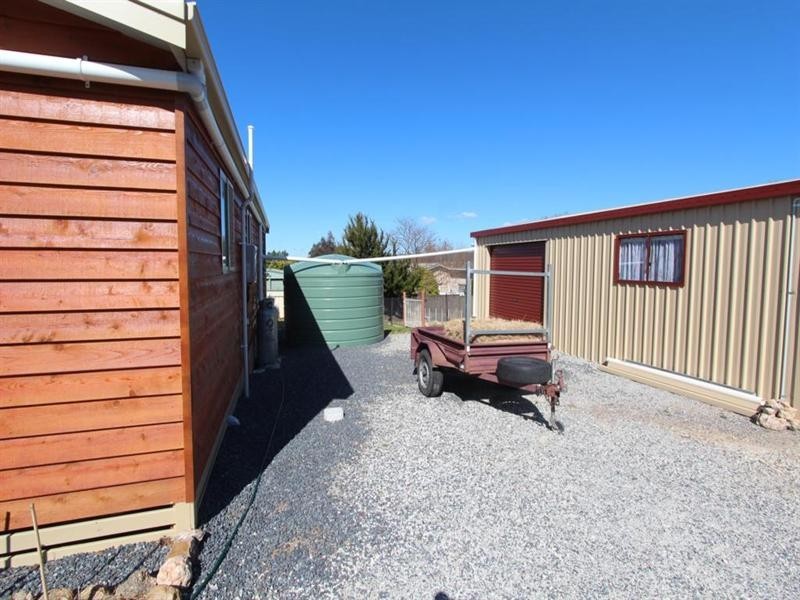 105 Cowper Street, Tenterfield NSW 2372