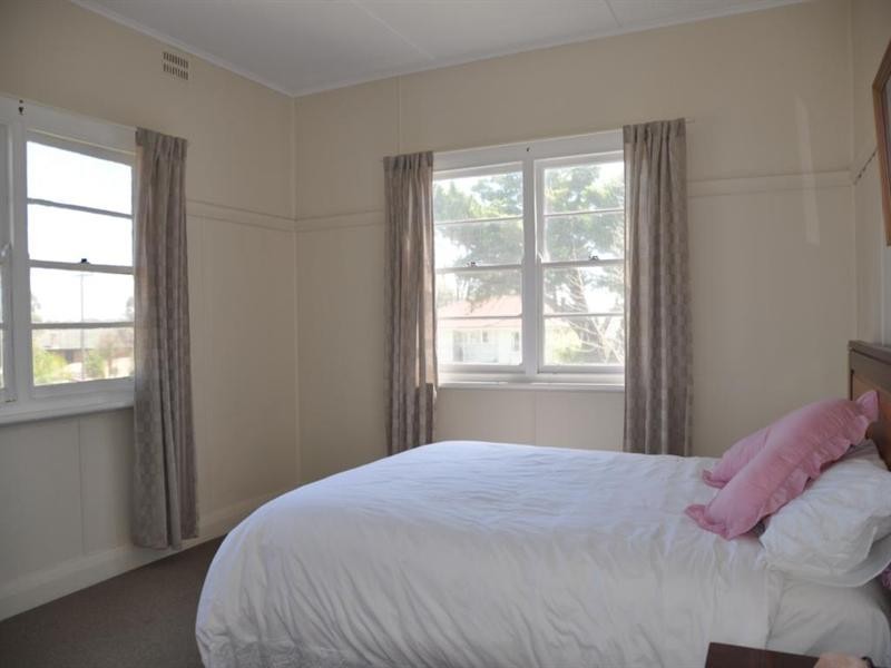139 Petre Street, Tenterfield NSW 2372