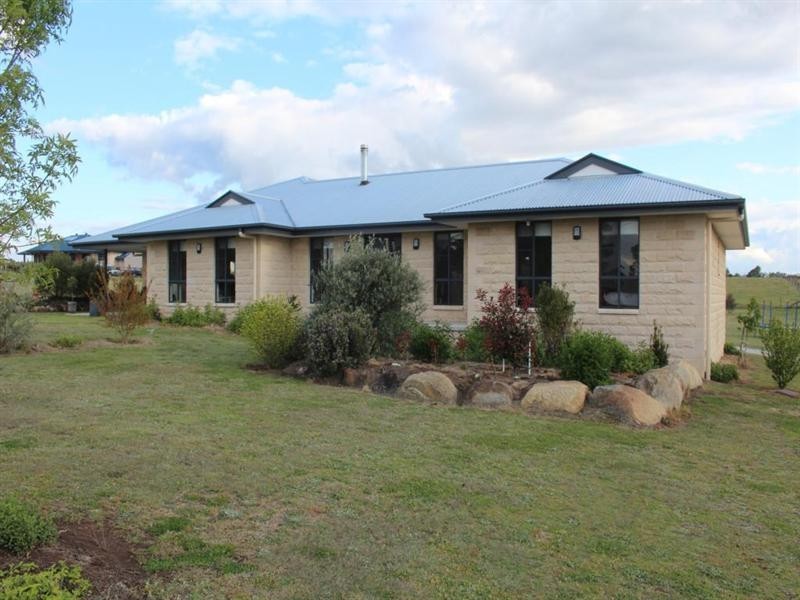 165 Cowper Street, Tenterfield NSW 2372