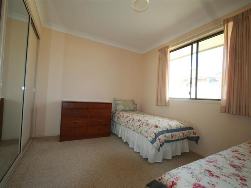 73 Clive Street, Tenterfield NSW 2372