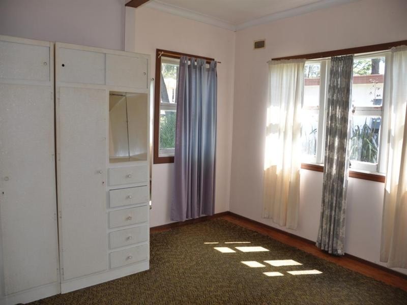 18 Manners Street, Tenterfield NSW 2372