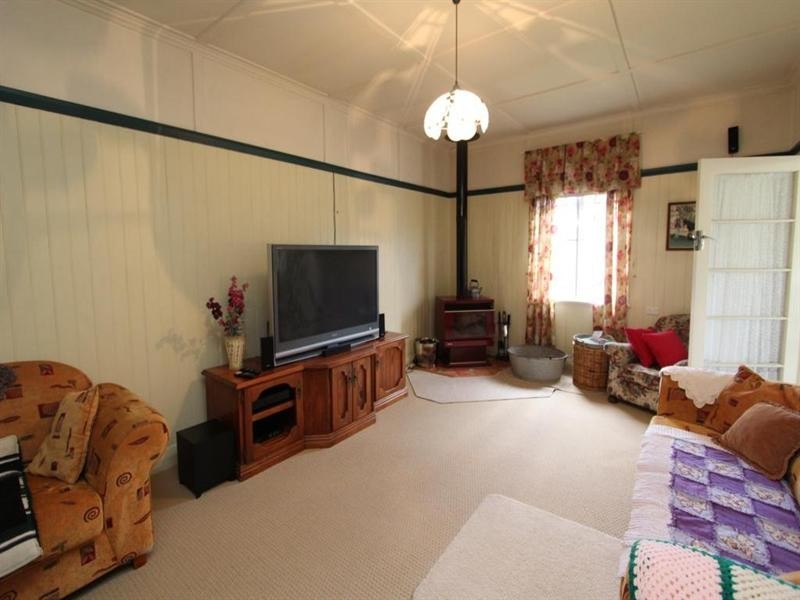 1 Bismark Street, Tenterfield NSW 2372