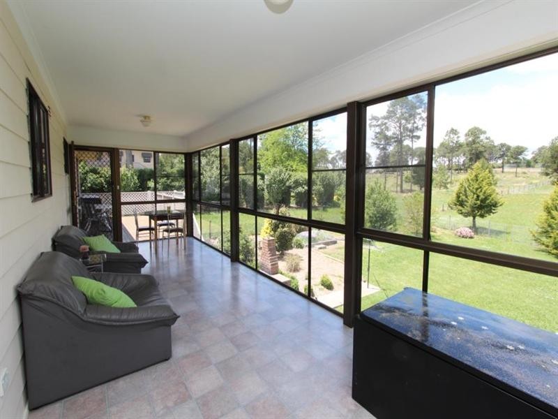 215 East Street, Tenterfield NSW 2372