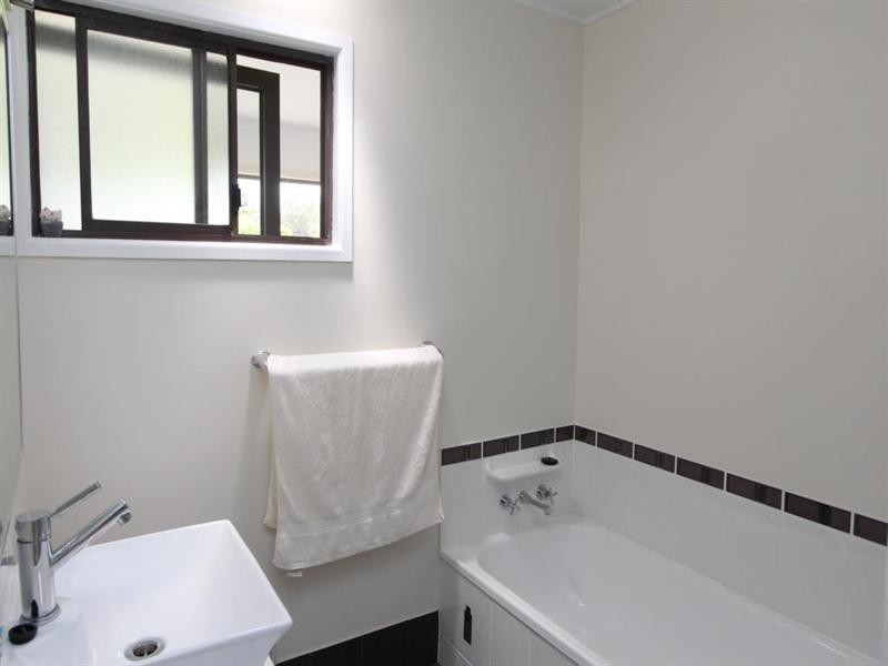 215 East Street, Tenterfield NSW 2372