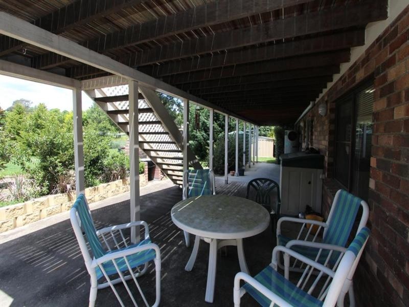 215 East Street, Tenterfield NSW 2372