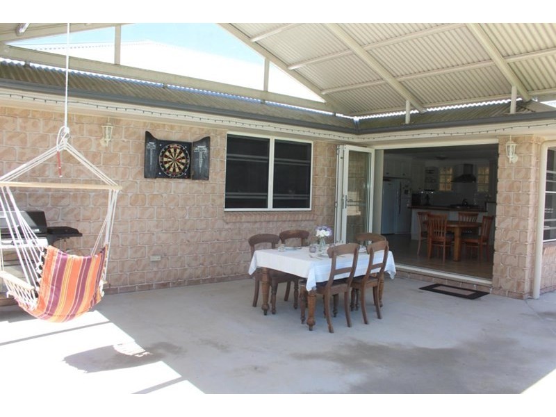 142 Cowper Street, Tenterfield NSW 2372