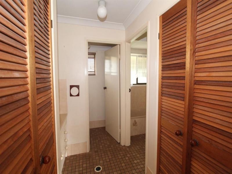 25 George Street, Tenterfield NSW 2372