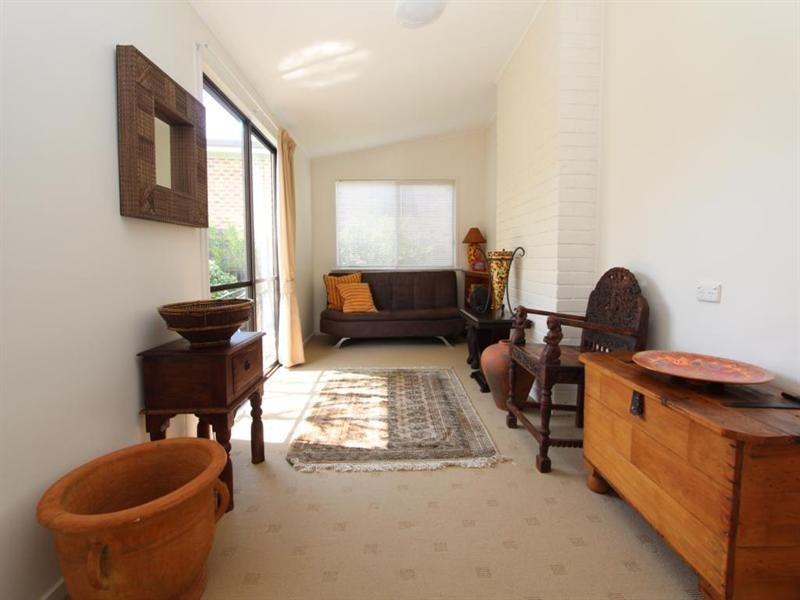 52 George Street, Tenterfield NSW 2372