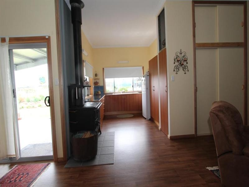 1925 Bruxner Highway, Tenterfield NSW 2372