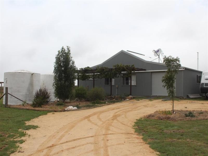 1925 Bruxner Highway, Tenterfield NSW 2372
